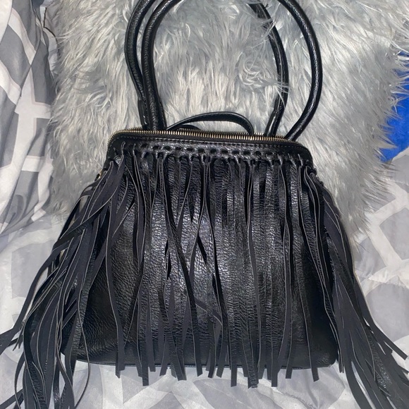 Black purse with tassels - Picture 2 of 3